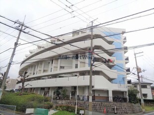 千代田第二住宅　6号棟の物件外観写真